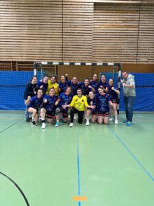 Mehr über den Artikel erfahren Erneuter Sieg der Frauen 1 #ungeschlagen