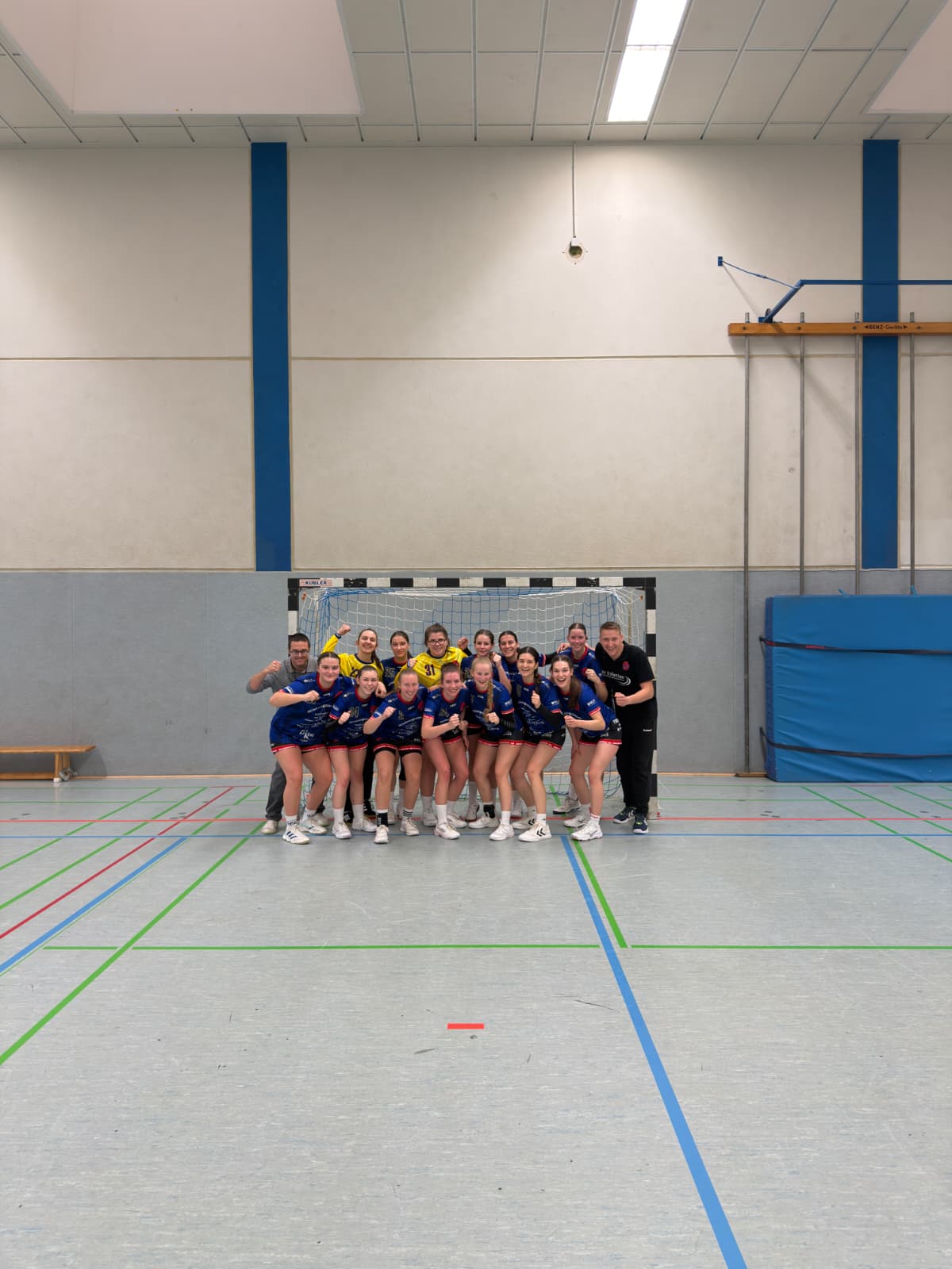 Du betrachtest gerade Auch im vierten Spiel weiterhin ungeschlagen.